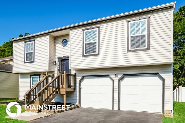 Building Photo - 3253 St Bernard Cir