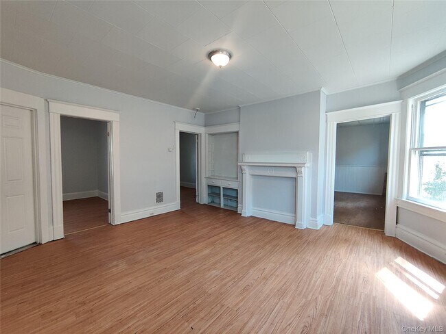 Foto del edificio - 85 N Hamilton St