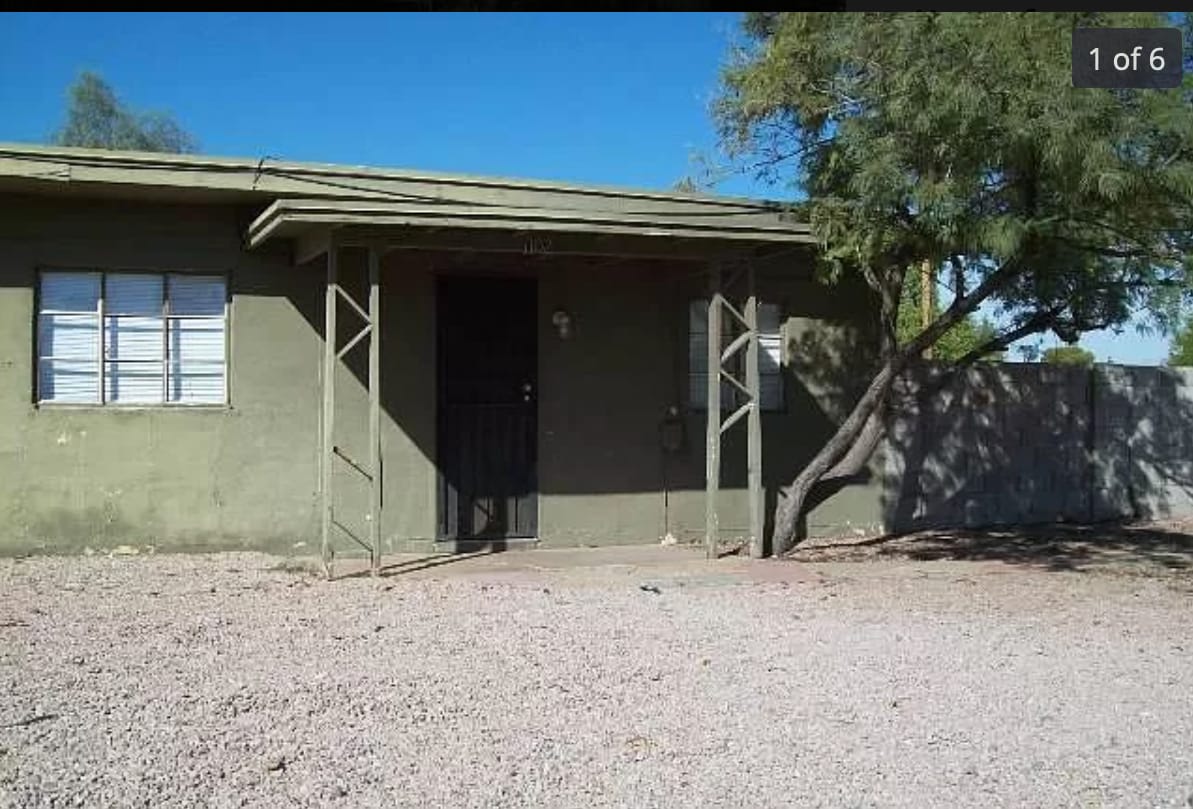 Primary Photo - 1102 S Bonnie Ln