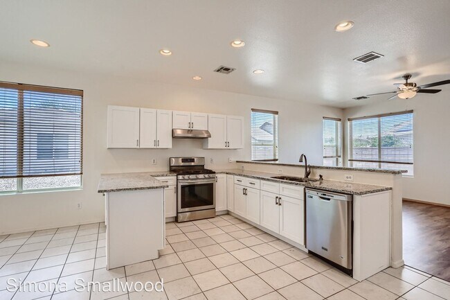 Building Photo - 4 br, 2.5 bath House - 9213 N Desert Earth...