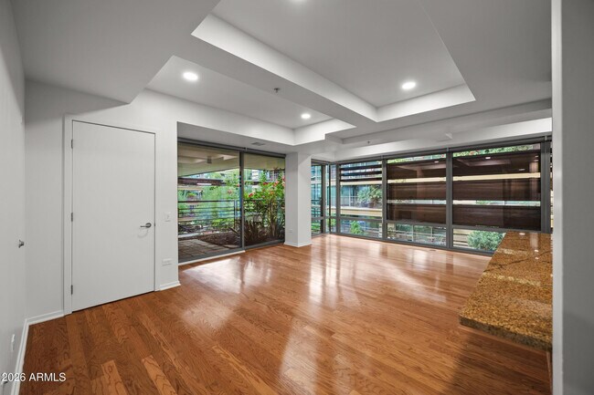 Foto del edificio - 7141 E Rancho Vista Dr