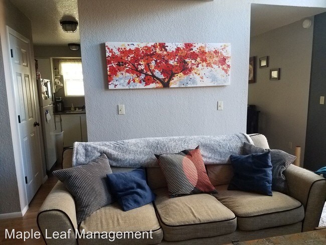 Foto del edificio - 8424 25th Ave SW