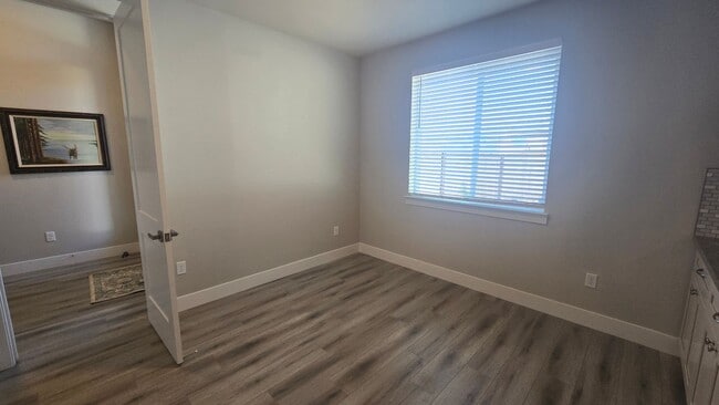 Building Photo - Brand new Mother in Law Suite Available!