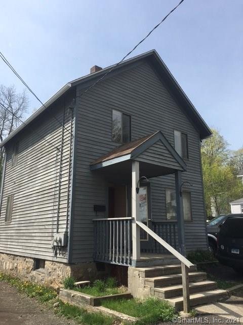 Primary Photo - 12 Danbury Rd