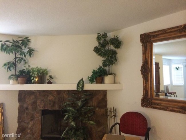 Foto del edificio - 2 br, 2 bath Condo - 909 Sulphur Springs Lane