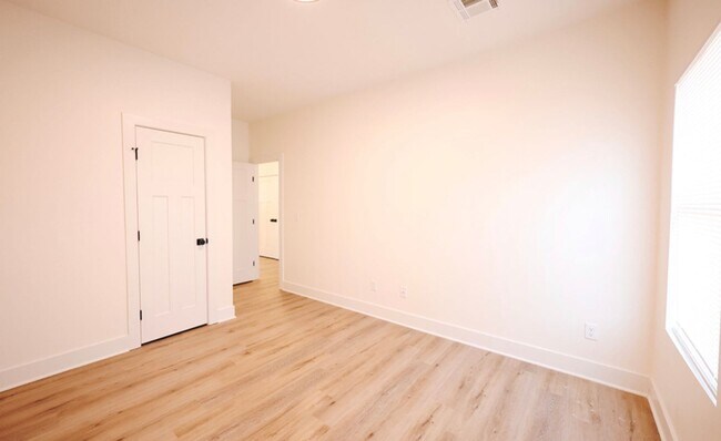 Building Photo - 510 Briarbrook Ln