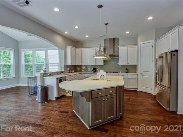 Building Photo - 14022 Salem Ridge Rd