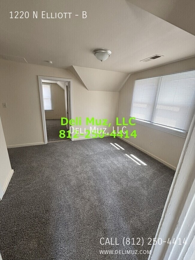 Building Photo - 1220 N Elliott-B