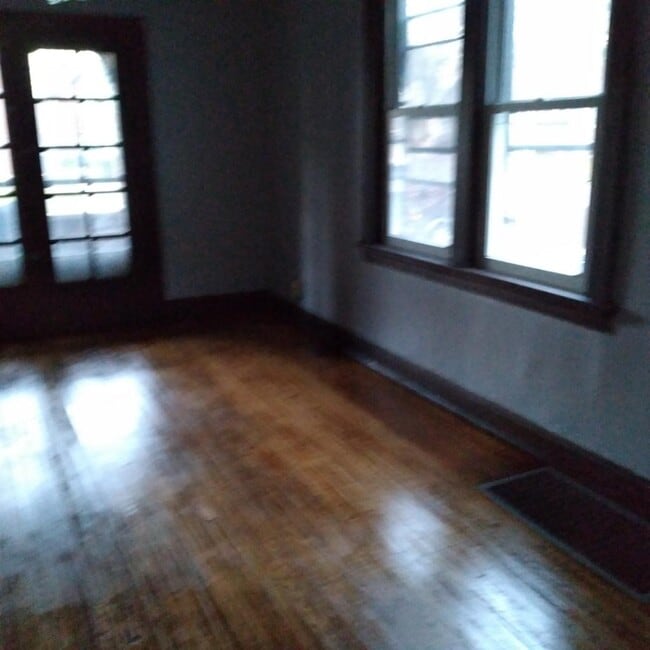 Building Photo - 1629 California Ave