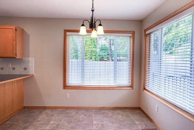 Building Photo - 3 br, 2 bath House - 8598 N. Audubon Dr.