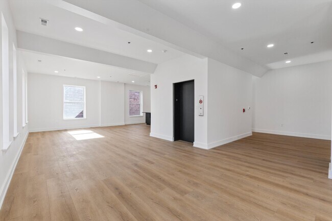 Foto del edificio - 713 Market St