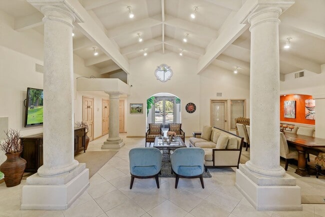 Building Photo - Ground-Floor East Beach Condo in El Escorial Villas