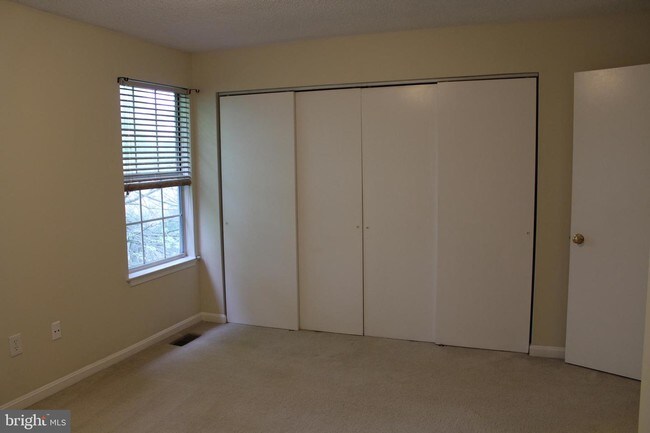 Building Photo - 4880 Dorsey Hall Dr