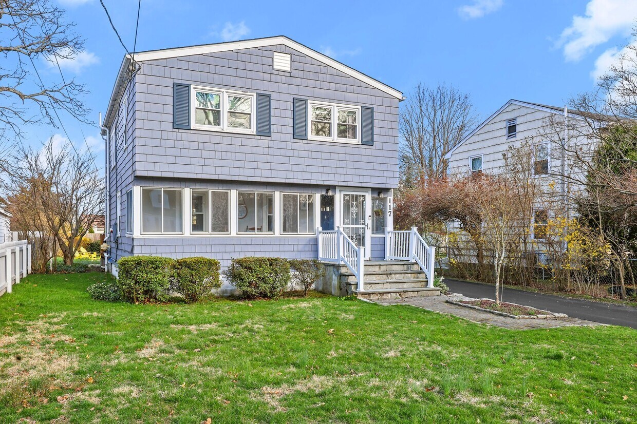 Primary Photo - 117 Dunn Ave