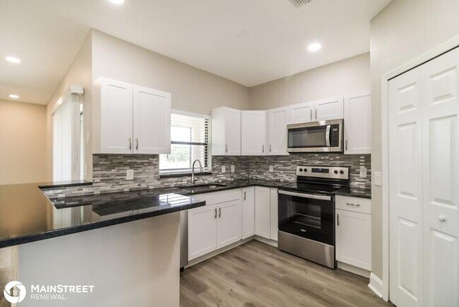 Building Photo - 4510 6TH ST W, LEHIGH ACRES, FL 33971