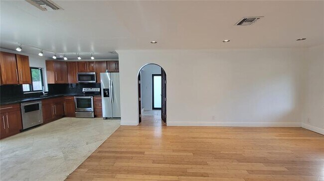 Foto del edificio - 7161 Pershing St