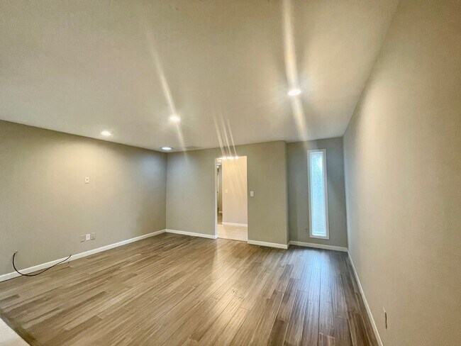Foto del edificio - Beautiful 3 Bed 2 Bath House in Happy Vall...
