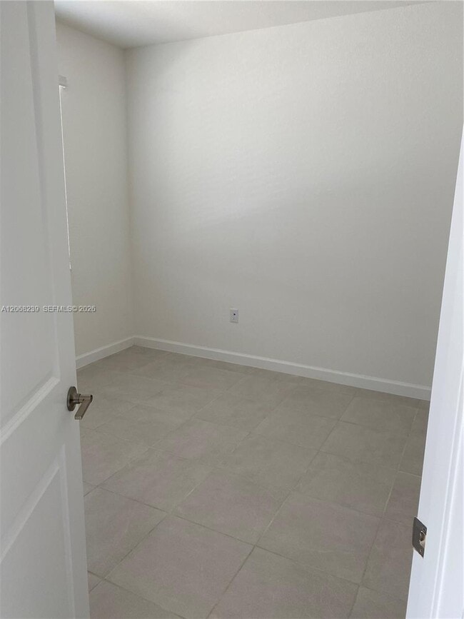 Foto del edificio - 20672 NE 7th Pl