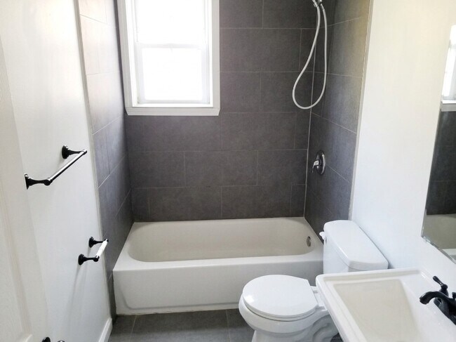 Baño actualizado - 17 Old Allamuchy Rd