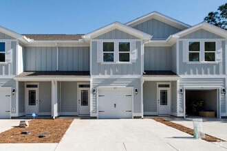 Building Photo - 67 Sandhill Pines Dr