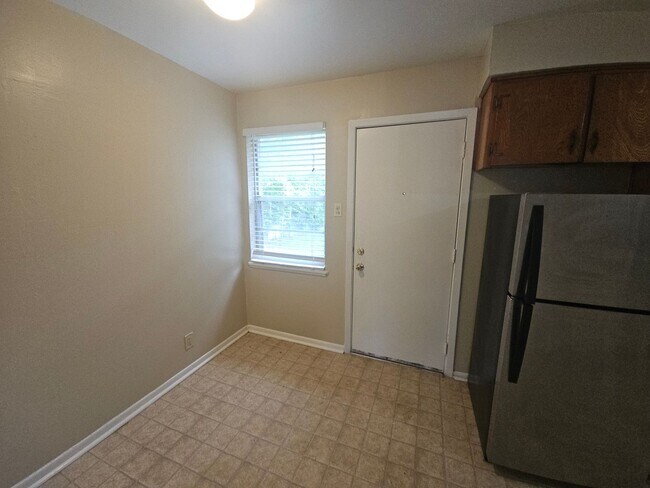 Foto del edificio - Cozy 2 bedroom 1 bathroom house with 1 car garage in North Richland Hills