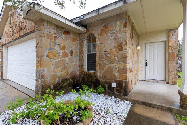 Foto del edificio - Corner Lot 3 Bed / 2.5 Bath in Pflugerville