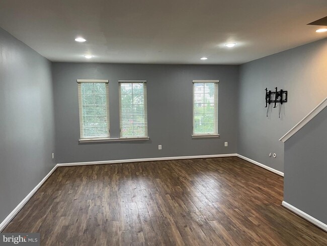 Building Photo - 22928 Bollinger Terrace