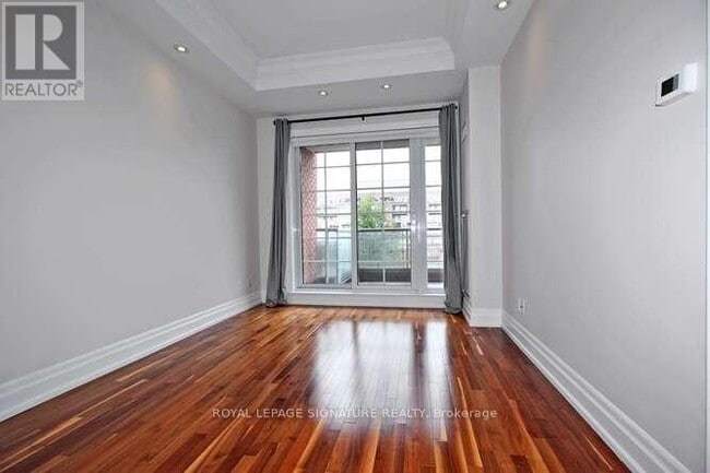 Building Photo - 20 Burkebrook Pl