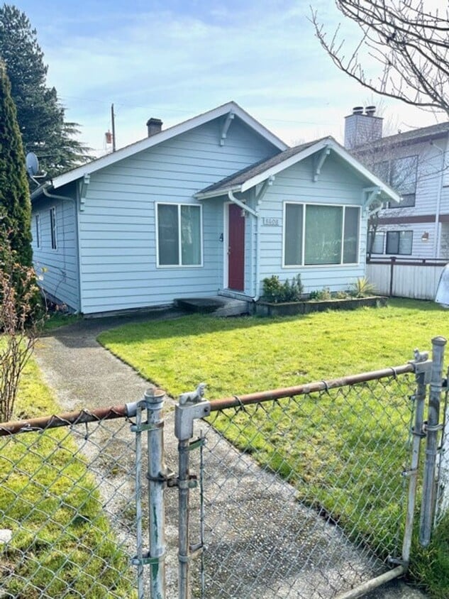 Primary Photo - 3BD/ 2BA + office in South Delridge!