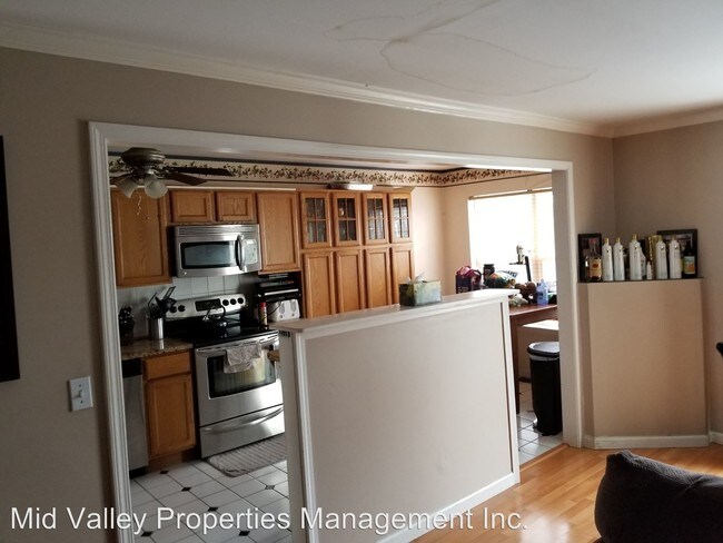 Foto del edificio - 3 br, 2.5 bath House - 188 Sara Lane