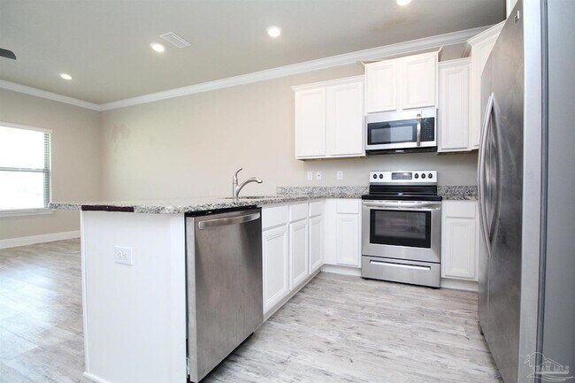 Foto del edificio - 310 S F St