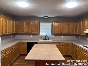 Foto del edificio - 1241 Rapids Rd