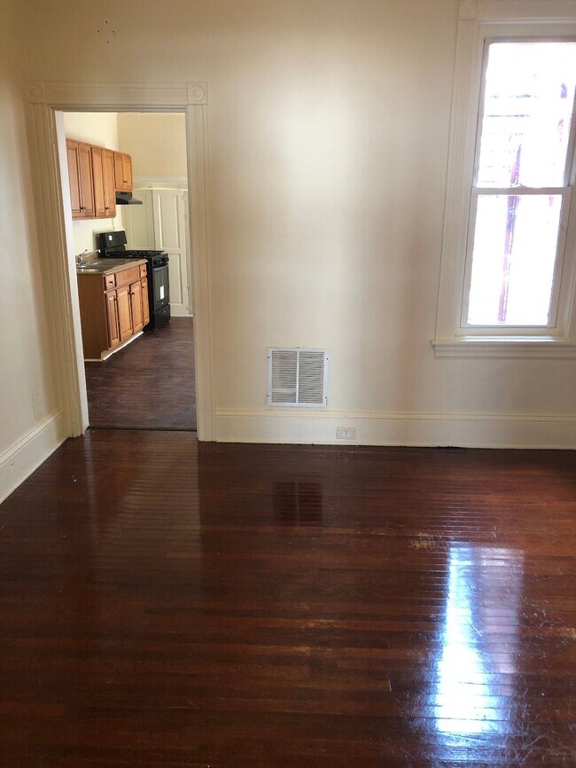 Foto del edificio - 642 Marietta Ave