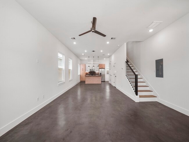 Foto del edificio - 7033 Avenue N