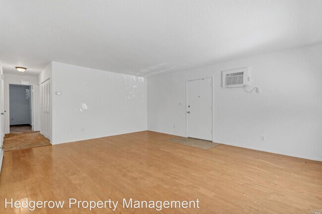 Foto del edificio - 2 br, 2 bath House - 2135 Redwood Road