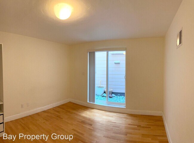 Foto del edificio - 7 br, 4 bath House - 2038 44th Ave.