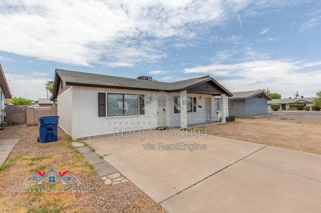 Building Photo - 3410 S Cutler Dr
