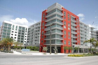 Building Photo - 7825 NW 107th Ave