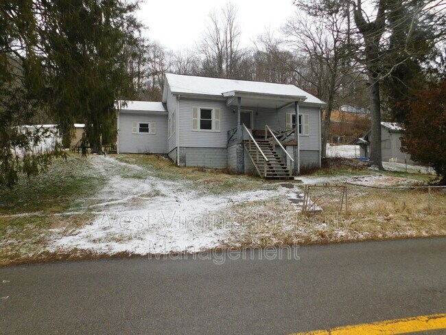 Building Photo - 1917 Minden Rd
