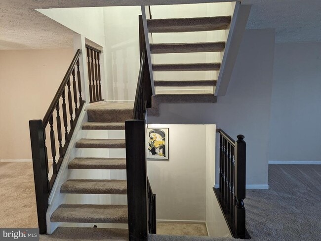 Building Photo - 9119 Aspenpark Ct