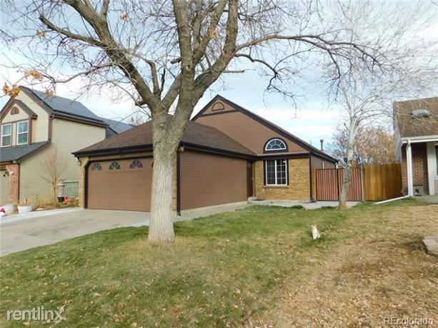 Building Photo - 3 br, 1 bath House - 17631 E Brown Circle