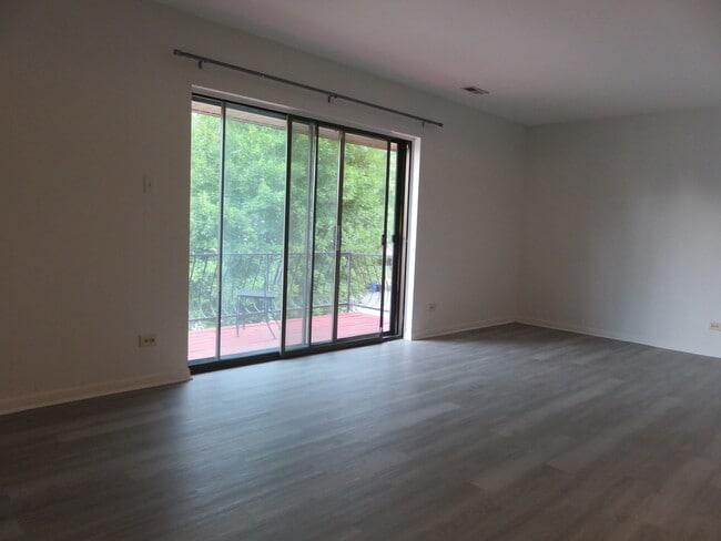 Building Photo - 607 Carroll Pkwy