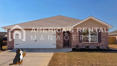 Building Photo - 118 Jonboy Ave