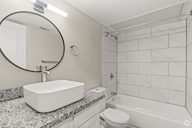 1 habitación, 1 baño - 640 pies cuadrados - Baño - The Mirage
