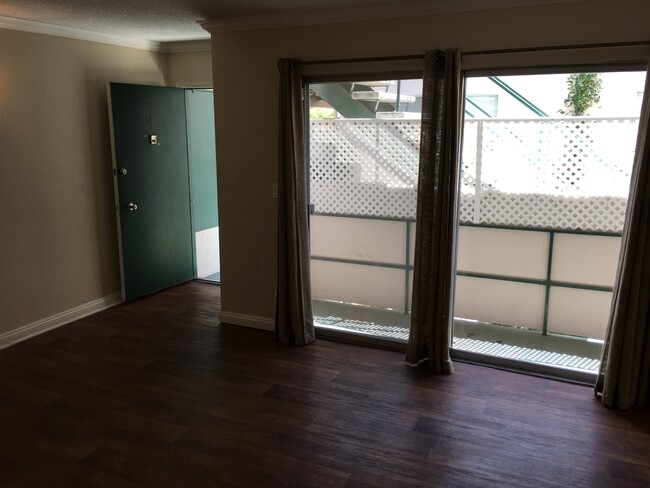 Foto del edificio - 2128 Penmar Ave