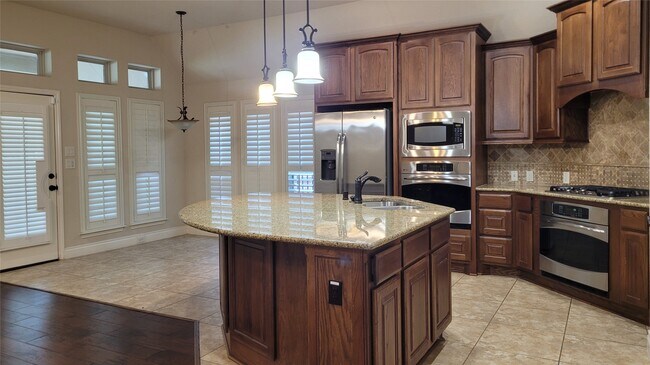 Building Photo - 16818 Talisker Dr