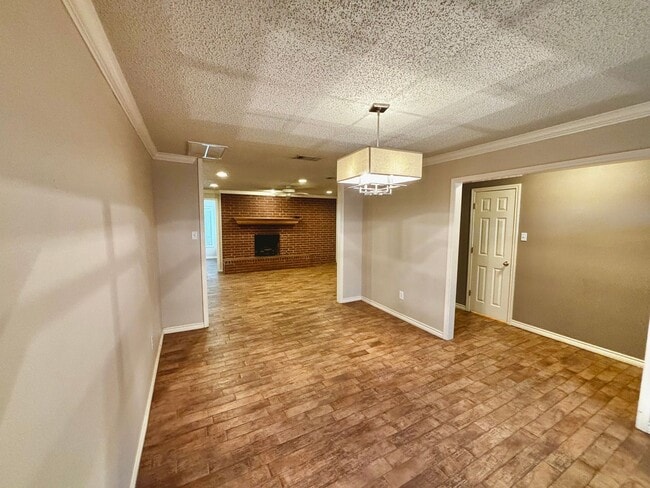 Foto del edificio - Spacious 3 bedroom 2 Bathroom Home!