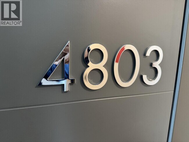 Building Photo - 4650 Brentwood Blvd