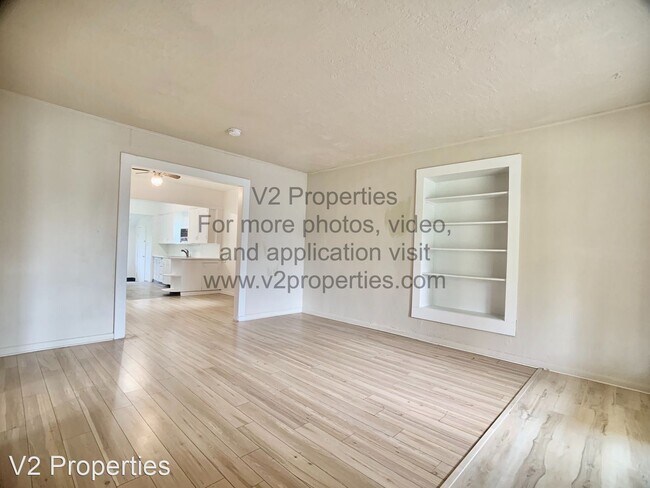 Building Photo - 3 br, 1.5 bath House - 10 SE 188th Ave