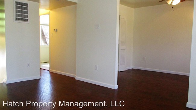 Building Photo - 3 br, 2.5 bath House - 12532 Basque Place